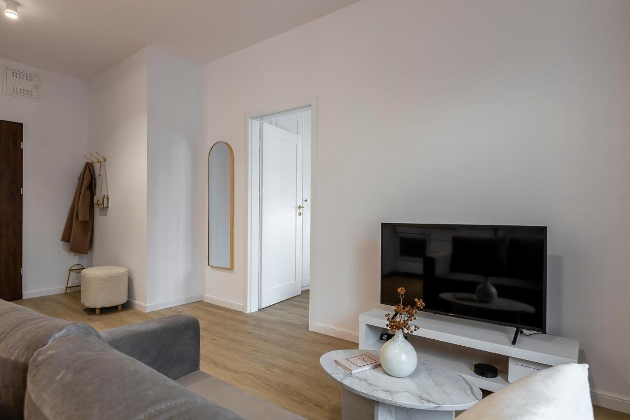 Apartament Fabryczna 19 By Farkas *